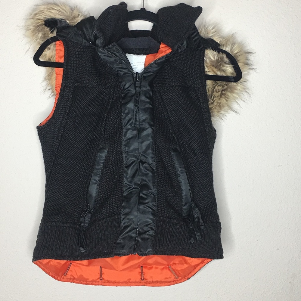 DaNang Faux Fur Hooded Vest